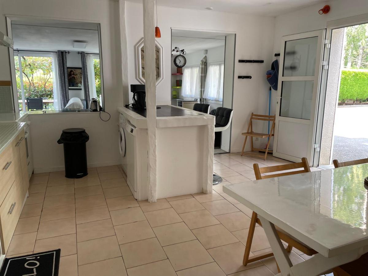 Agréable maison entre Zoo et Châteaux Le Controis-en-Sologne Exterior foto